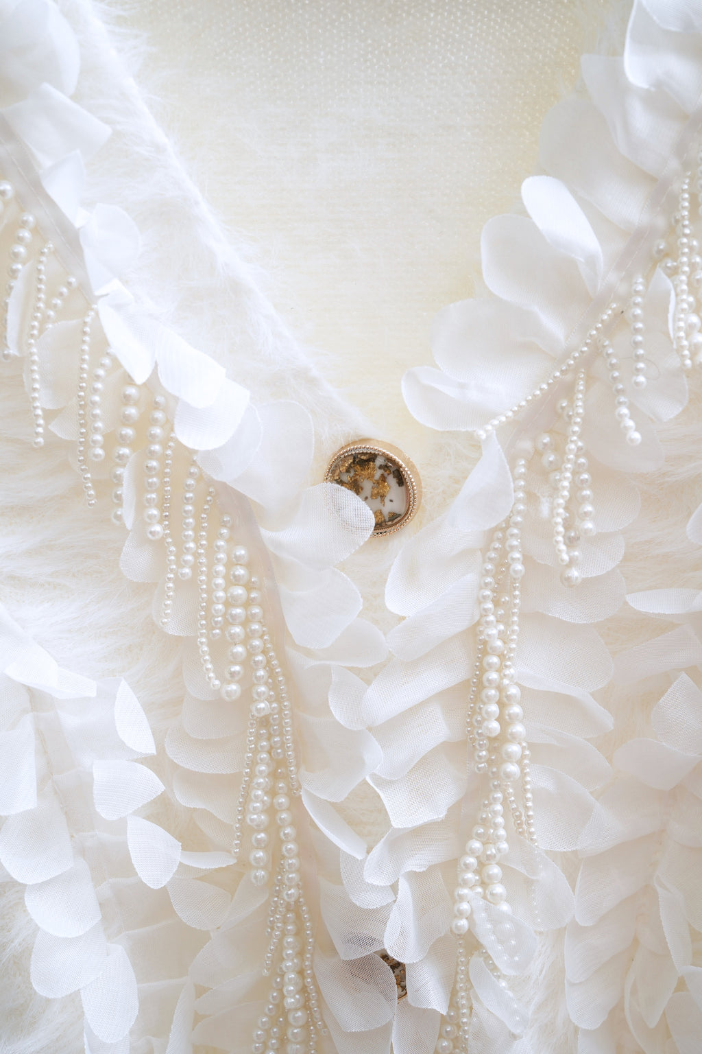 Petal Knit Cardigan with Petal Strand Cardigan (Cream)