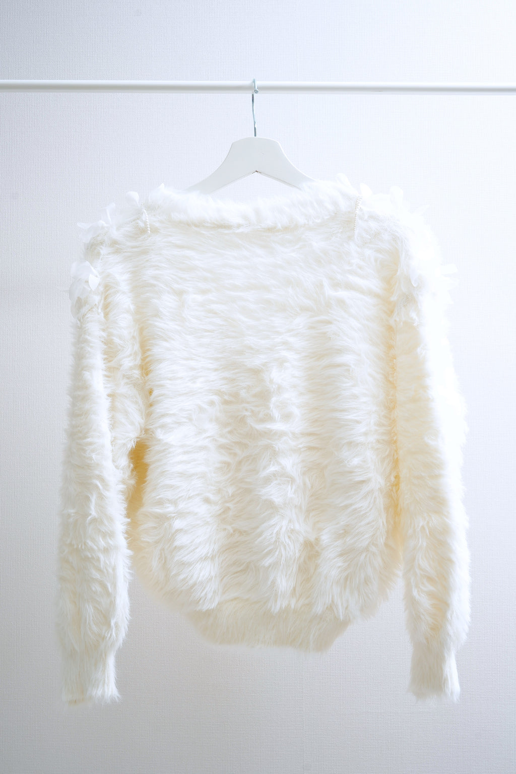 Petal Knit Cardigan with Petal Strand Cardigan (Cream)