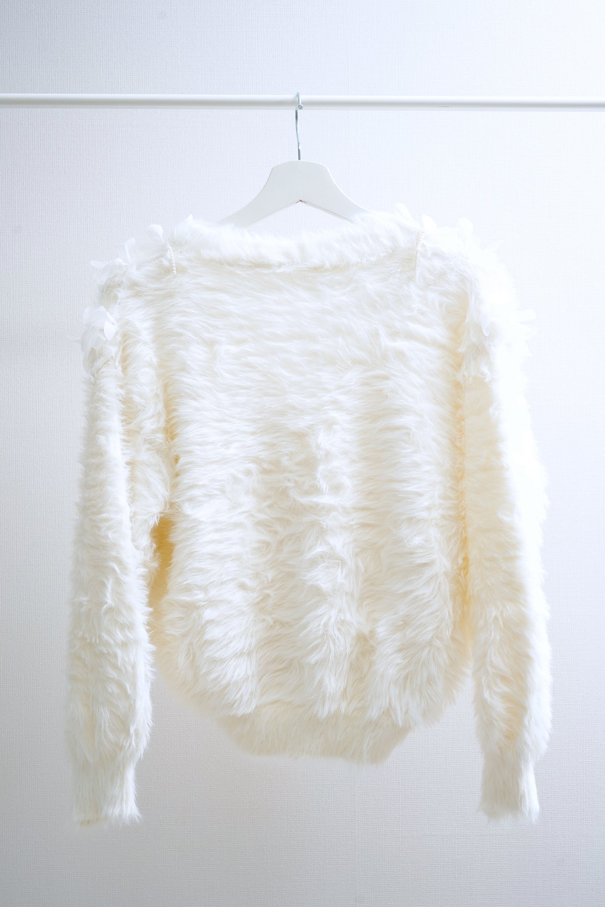 Petal Knit Cardigan with Petal Strand Cardigan (Cream)