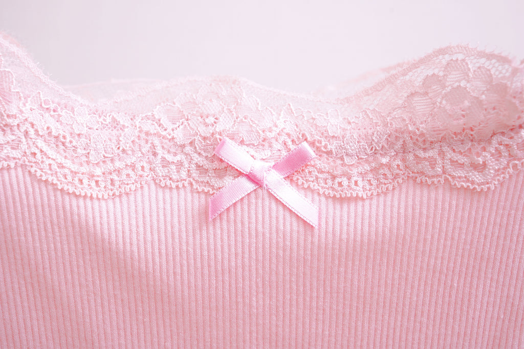 Delicate Ribbon Lace-Trimmed Ribbed Tank Top (Pink/Whie/Pink)