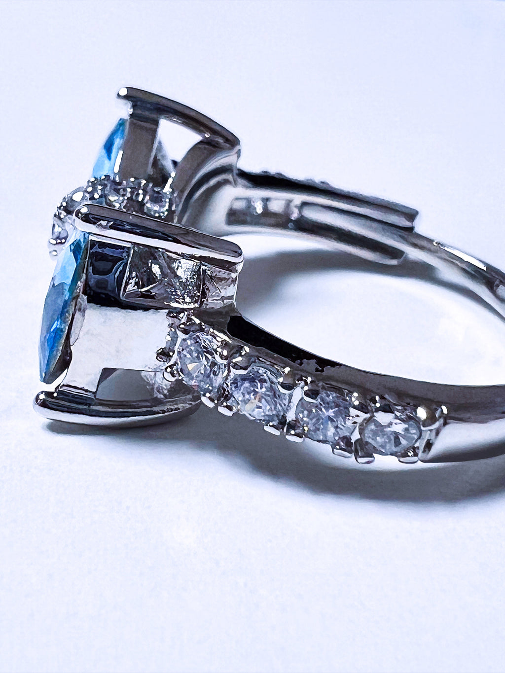 Ocean Blue Ribbon ring