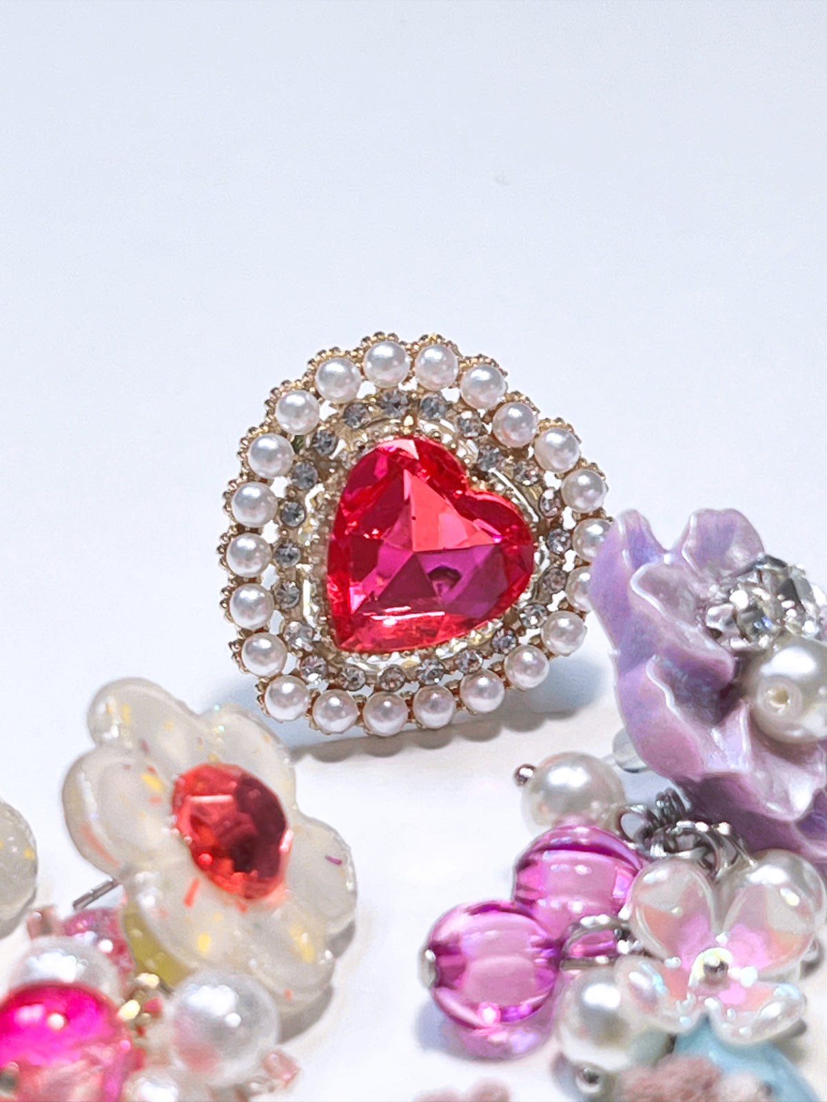 Coquette Imperial Heart Gemstone Statement Ring (Magenta)