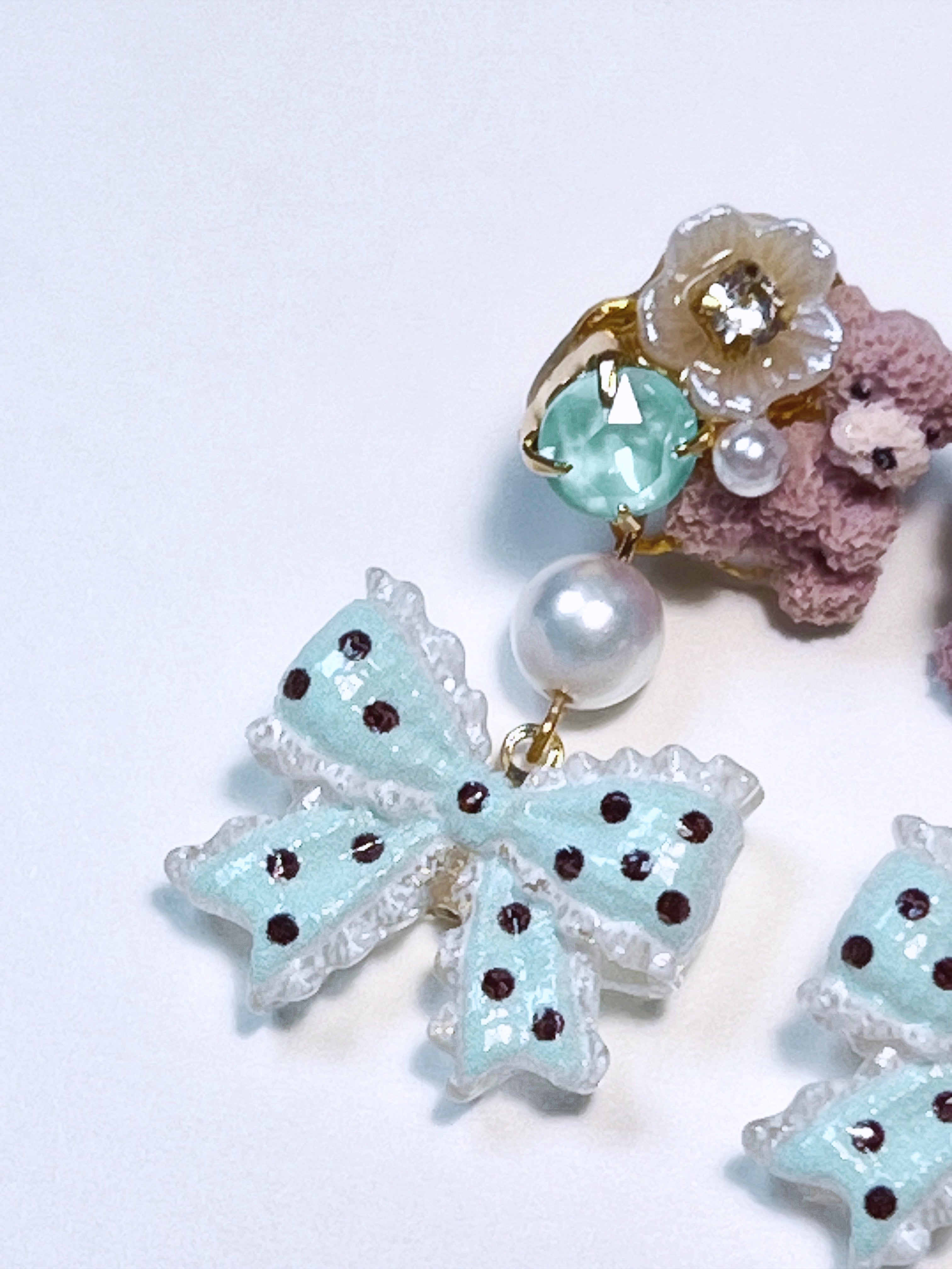 Polka Dot Ribbon & Teddy Bear Drop Earrings (MINT)
