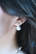 Ribbon pearl earring