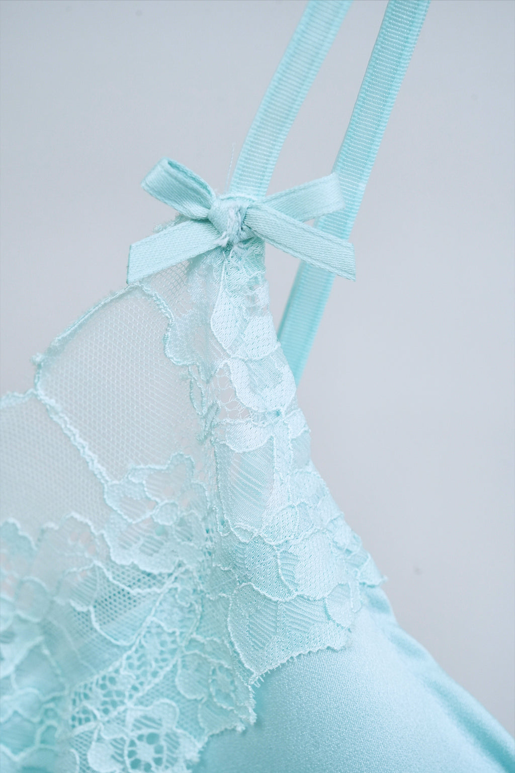 Ribbon slik lace cami(mint)