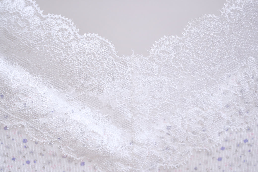 Y2K Graphic Print Lace Cami (White)