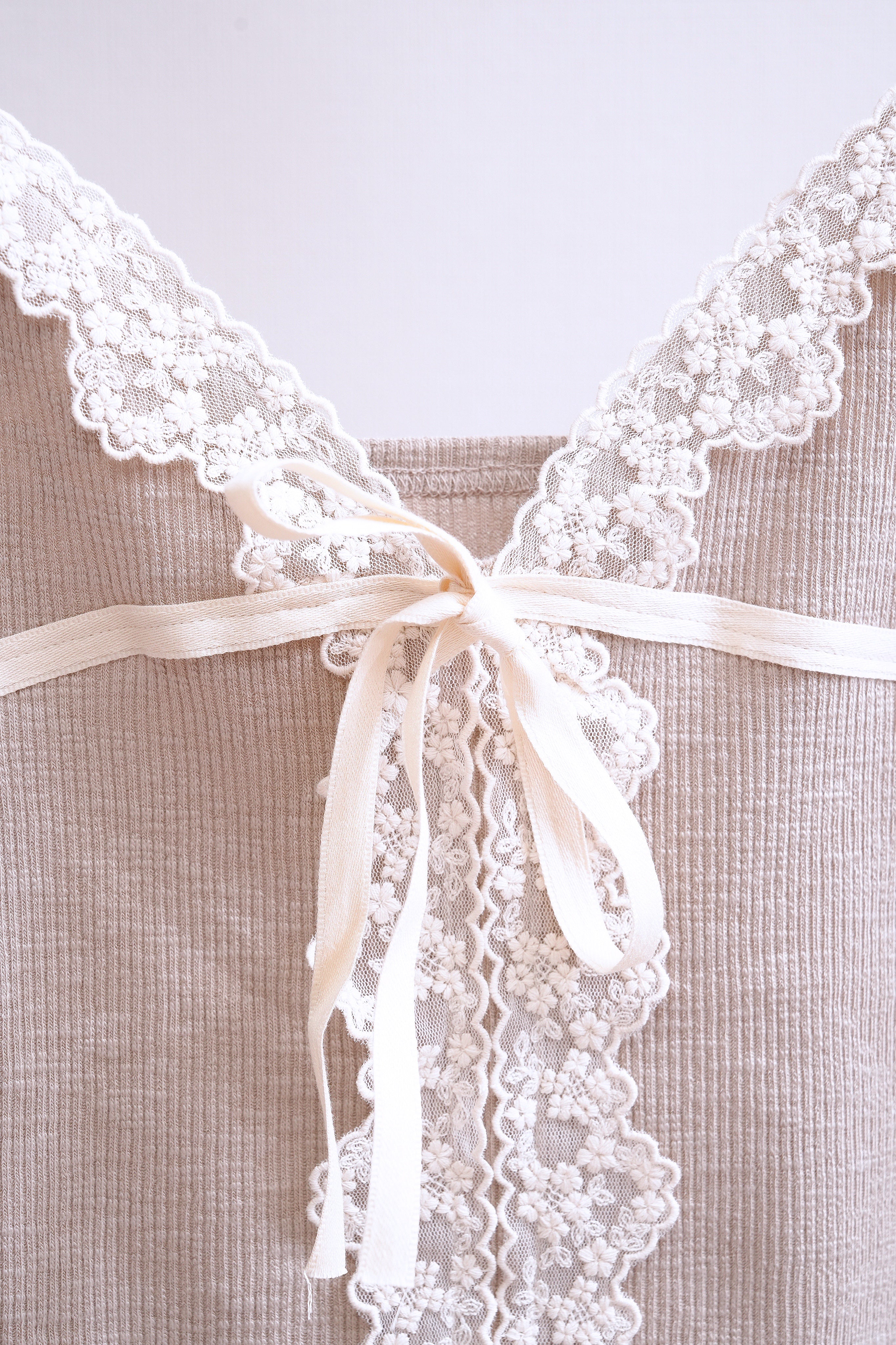 Vintage Lace Front Ribbed Cami (Oatmeal)