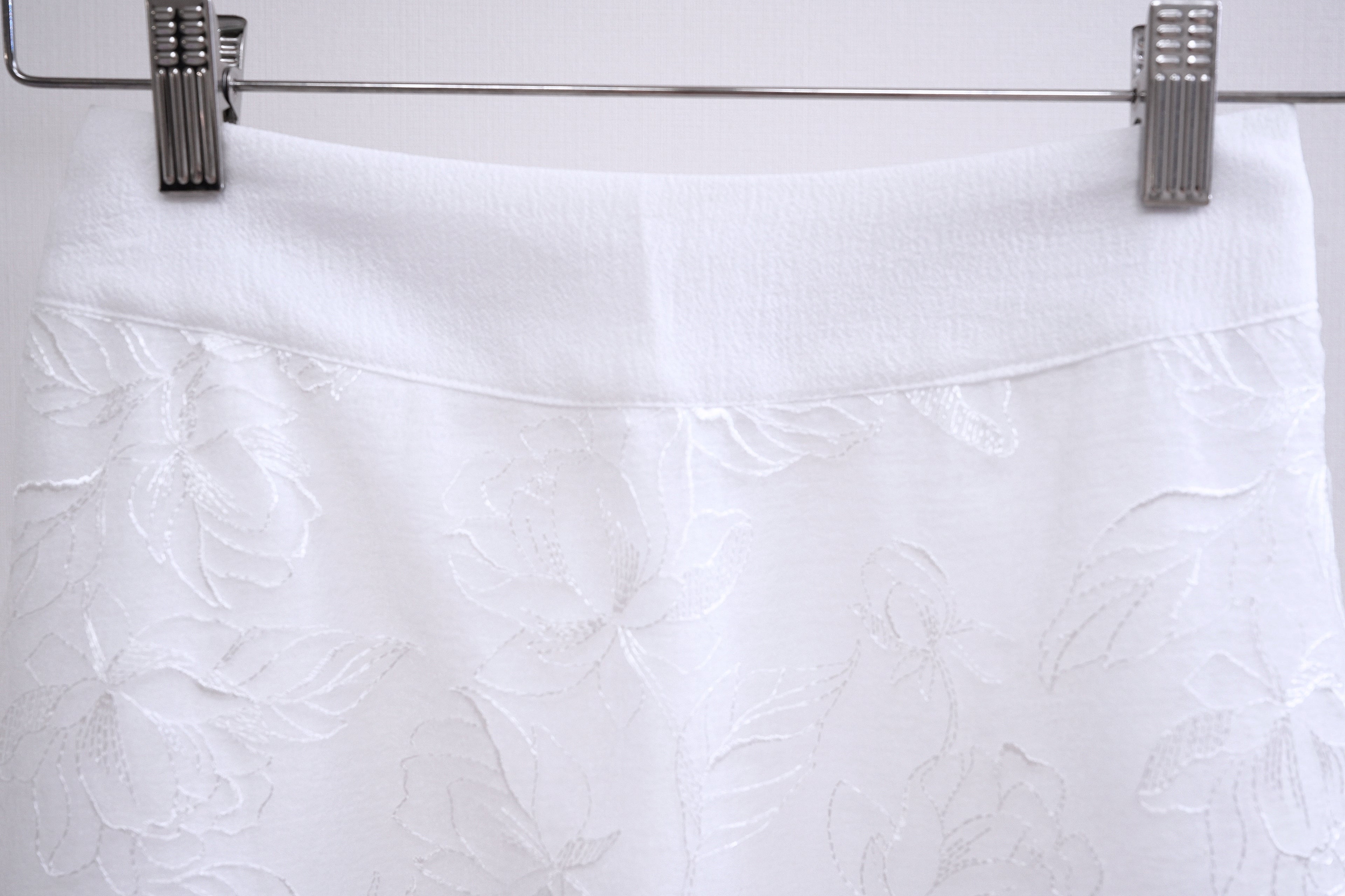 Angel Whisper Lace Floral Long Skirt (White)