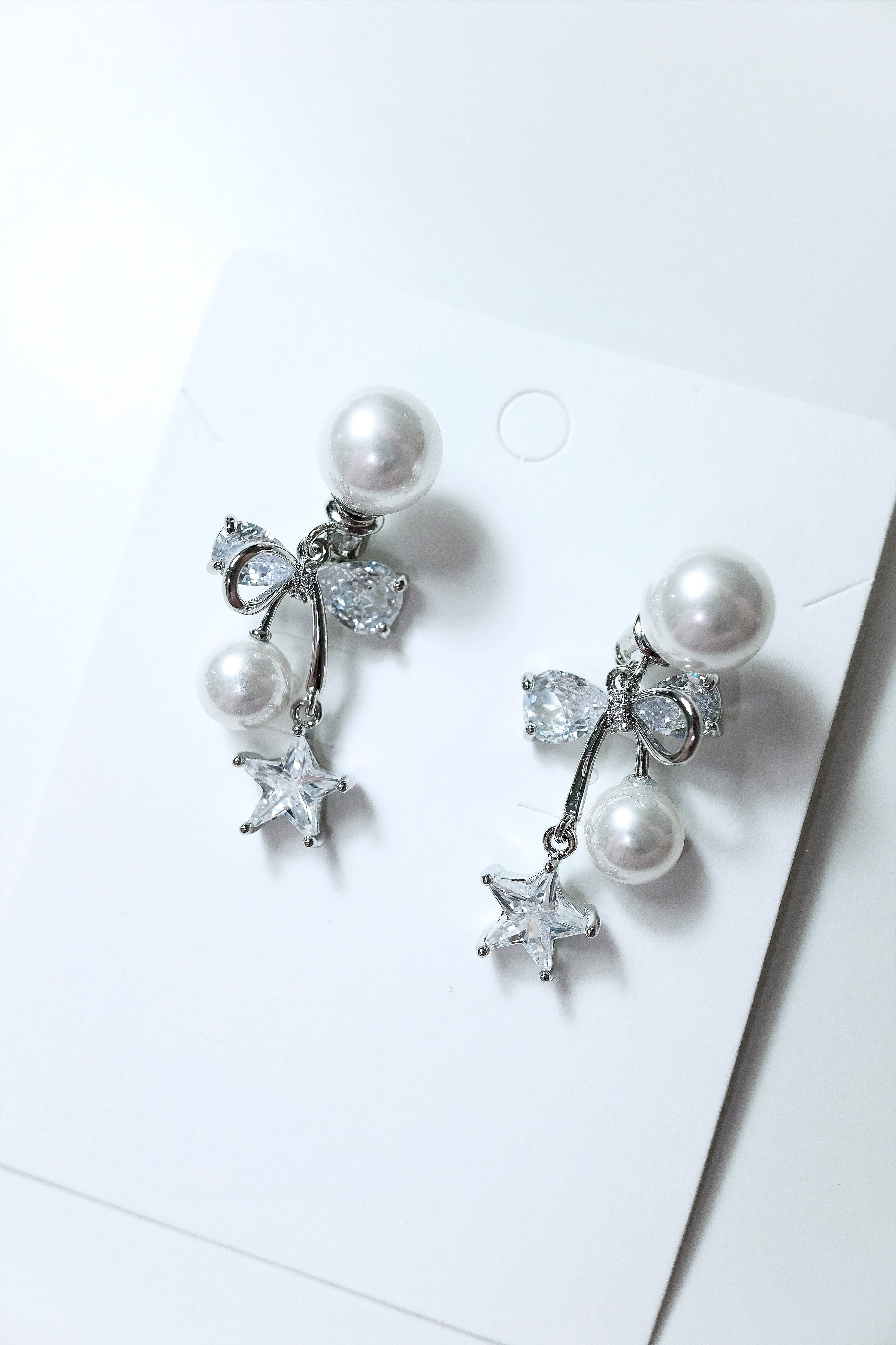 Starlight Pearl Diamond Ribbon Drop Eaarrings