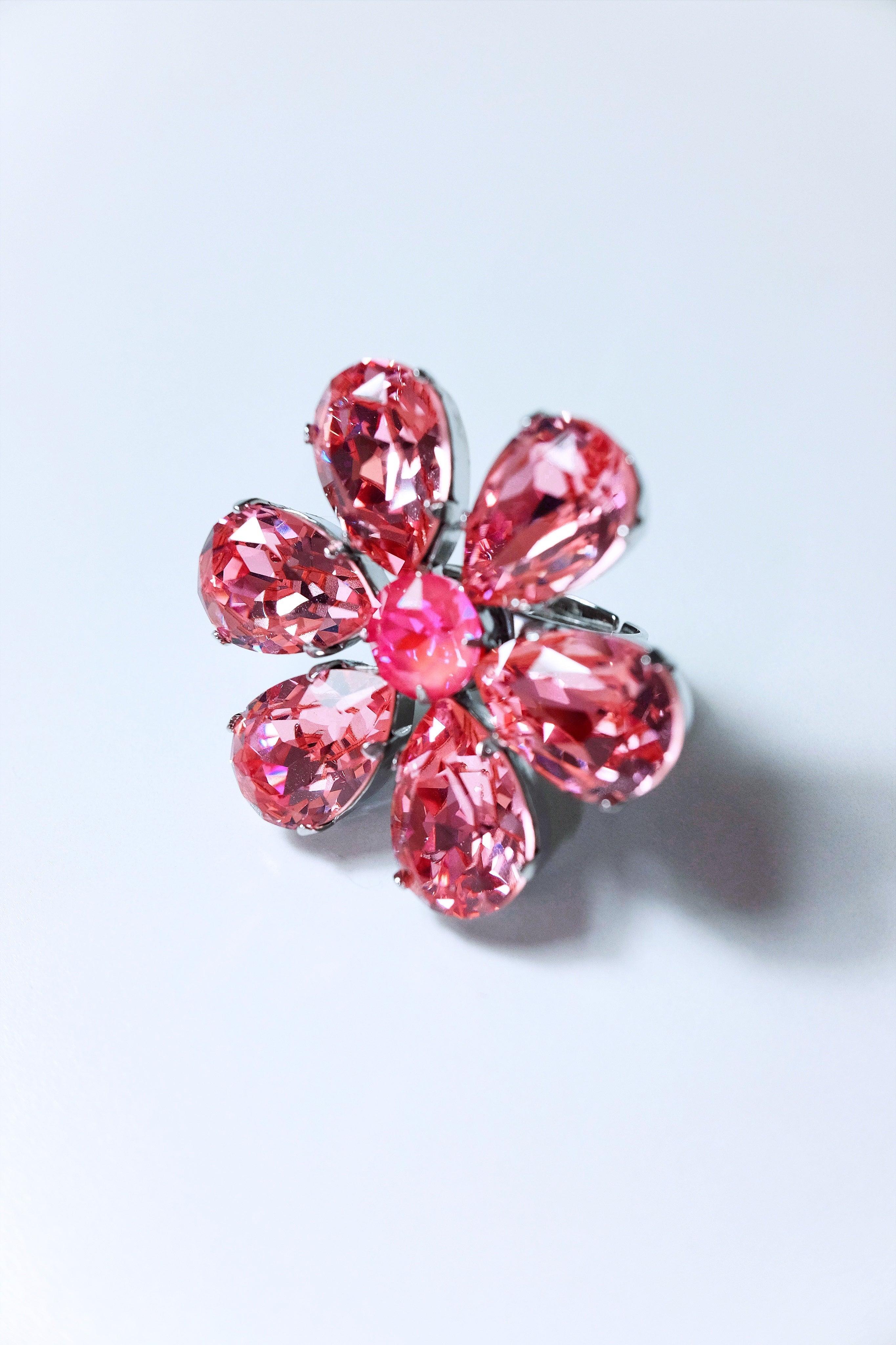 Glamour Crystal Flower Ring