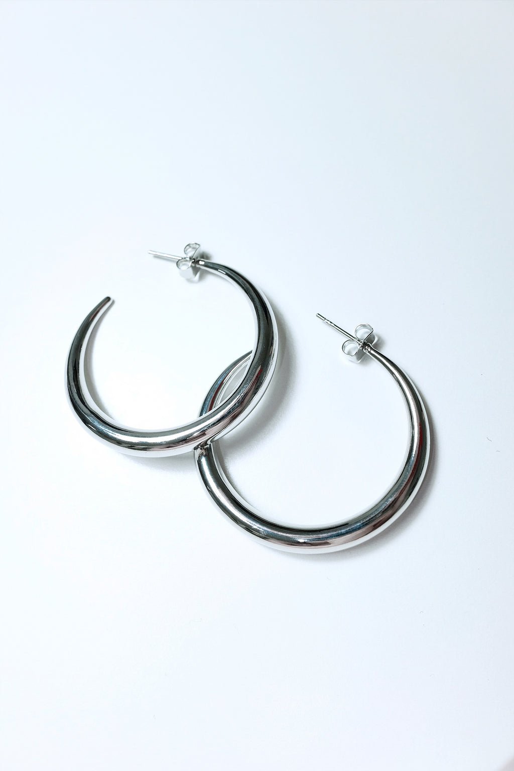 Classic Sliver Hoops Earrings