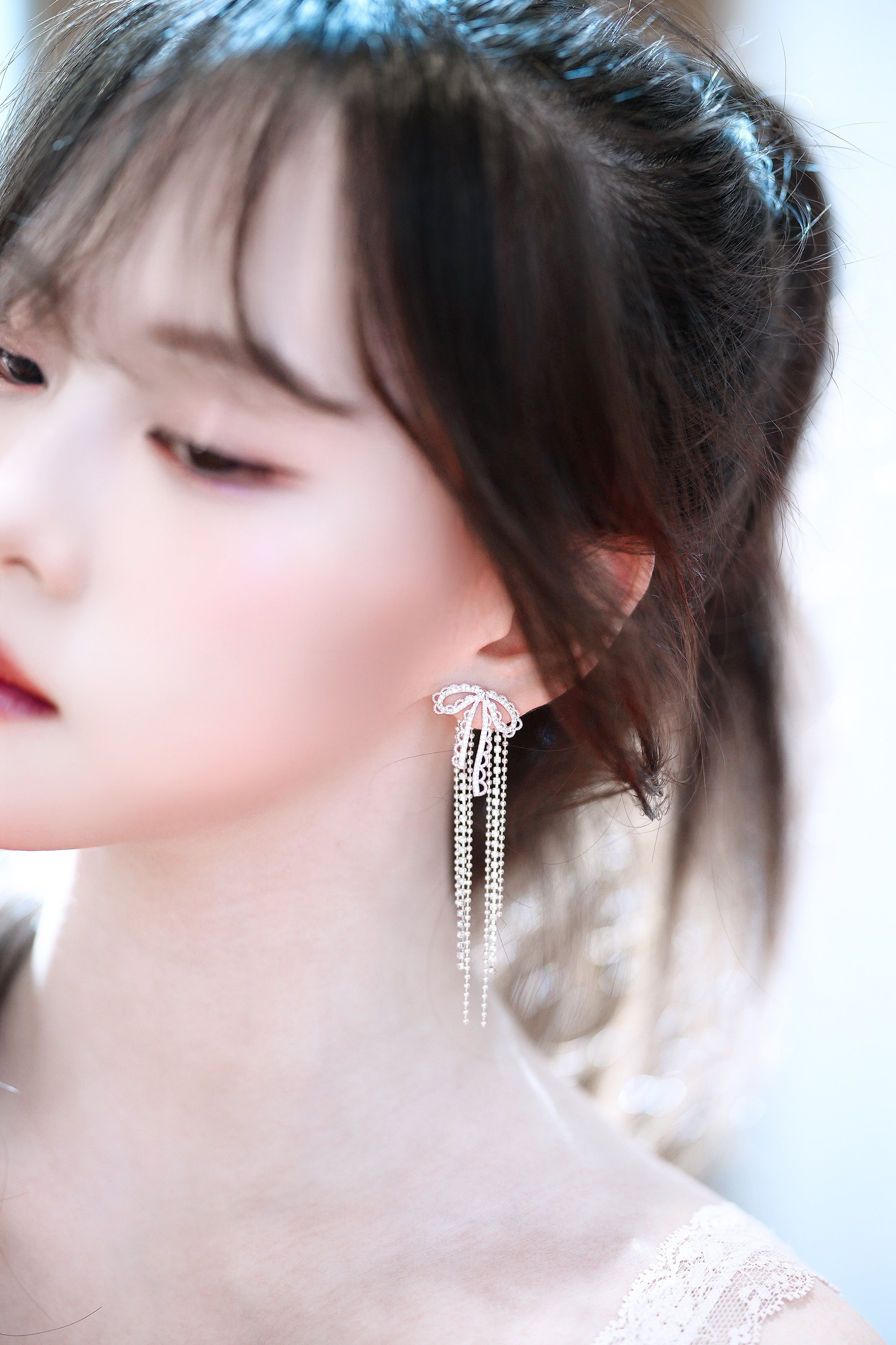 Silver Ribbon Lace Drop Earring