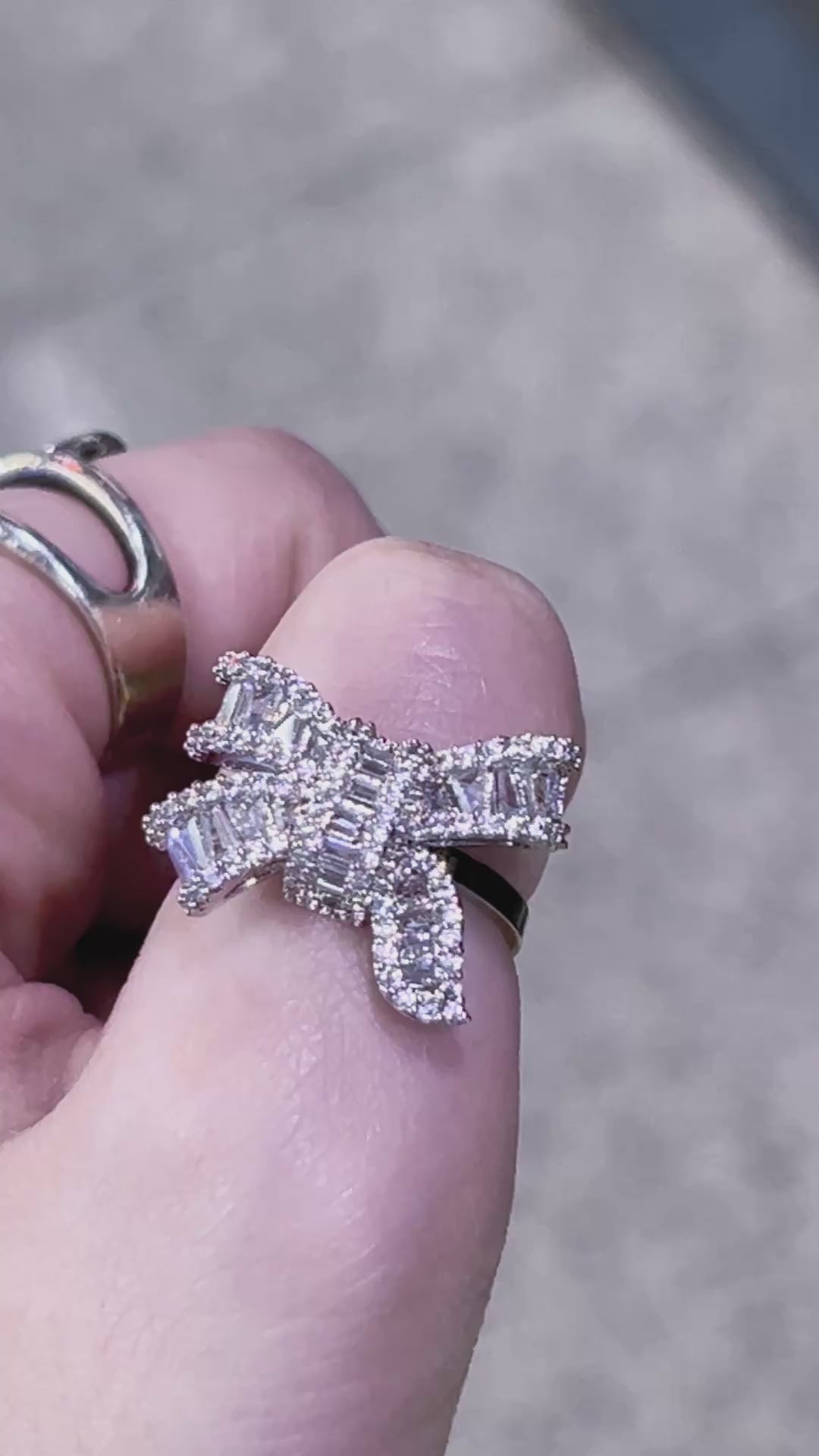 Silver Ribbon Ring